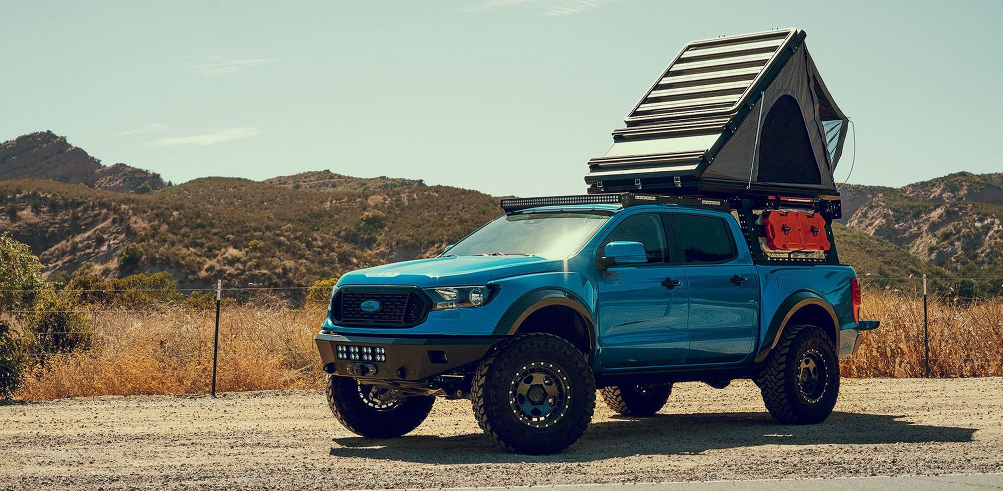 APG ProRunner Ford Ranger on fifteen52 Turbomac HD wheels