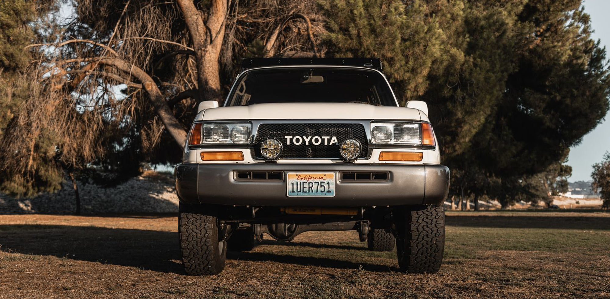 Toyota Land Cruiser on Peak Grey Analog – fifteen52