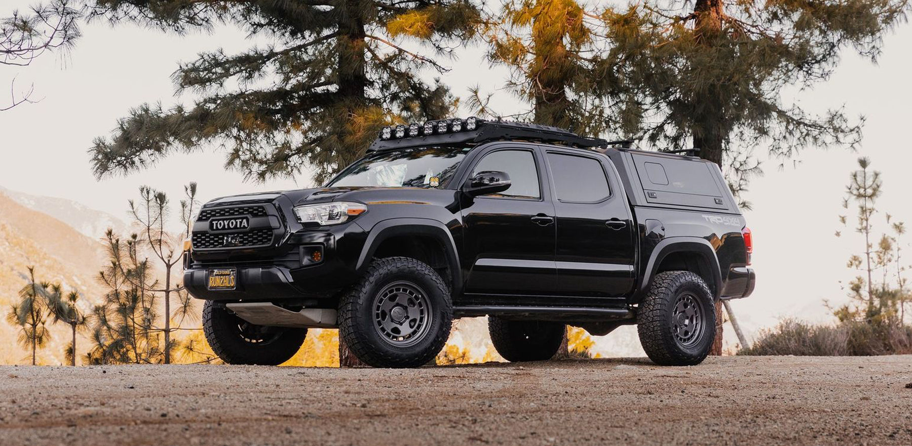 Toyota Tacoma fitted with fifteen52 Turbomac HD Classic wheels